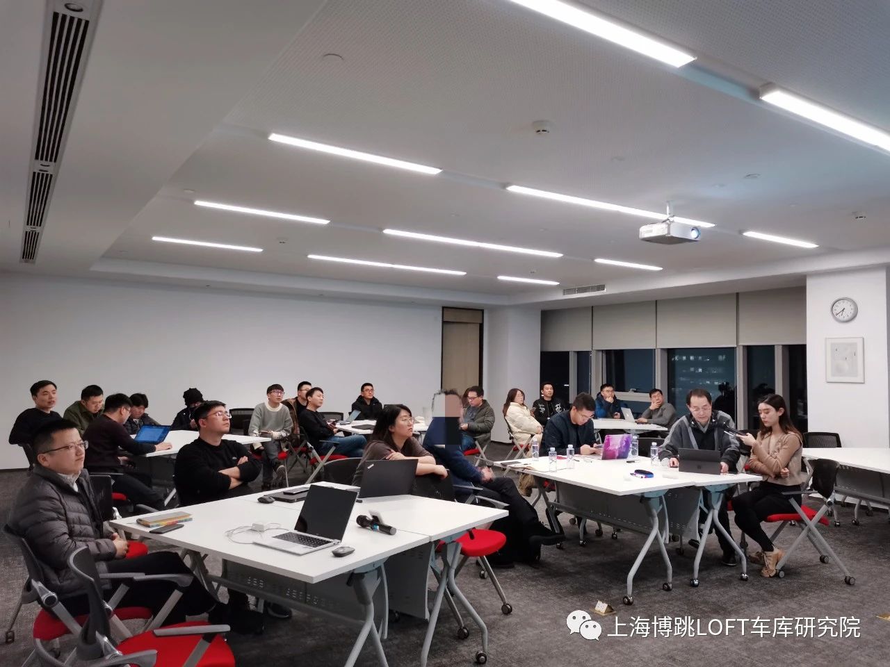济宁杭州LOFT车库专题会